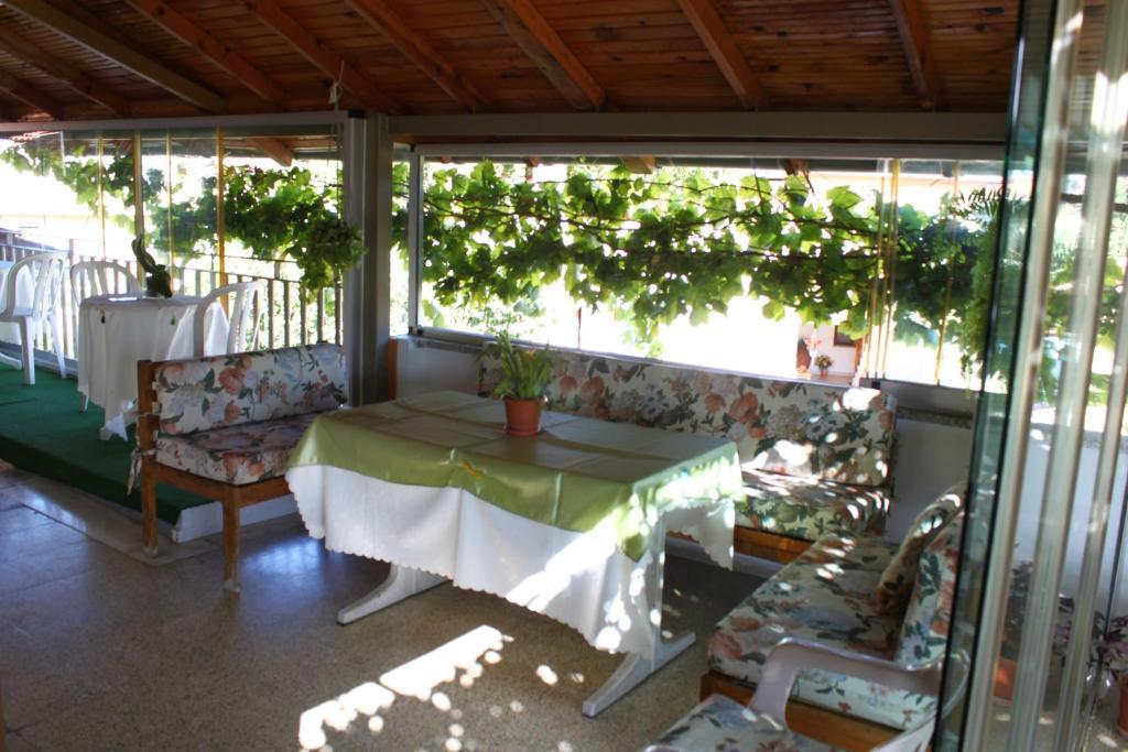 Rose Pension *